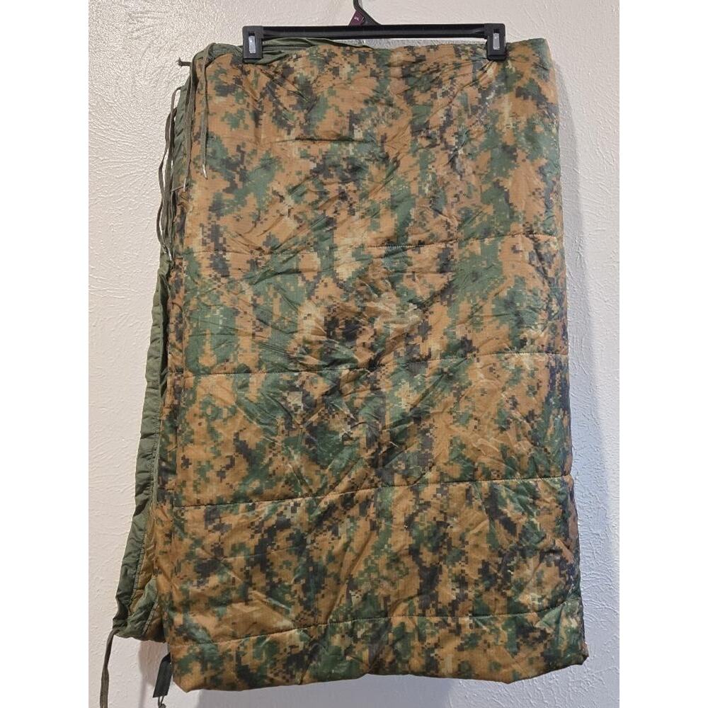 USMC MARPAT Zippered Poncho Liner Woobie Blanket – NSN 8405-01-607-1111 - Picture 2 of 3
